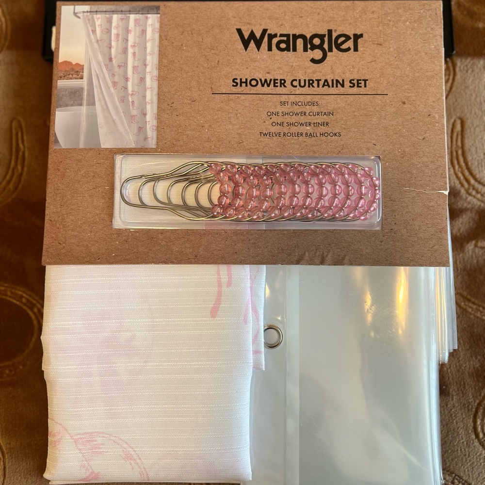 Wrangler Pink and White Shower Curtain Set